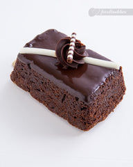 Chocolate Flourless Cake by Foodbuddies